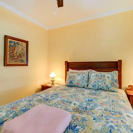 Victorian Vacation Rental Apt In Downtown New Bern
